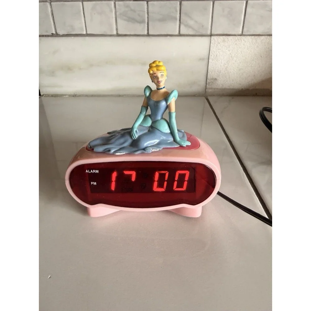 Disney Princess Cinderella Digital Alarm Clock Pink Model DC94530 Vintage
